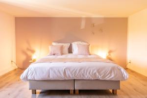 Foto dalla galleria di Gîte Athois la campagne a Ath Altre 13 foto