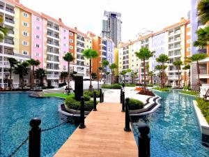 Gallery image of C45 Seven Seas Cote DAzur Nice Pool View in Na Jomtien