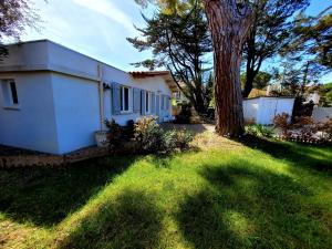 Fotografia z galérie ubytovania CANNES - PETIT JUAS, CHARMANTE VILLA AU CALME, TOUT CONFORT v Cannes