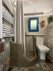 A bathroom at Seafront Villa Polyxene