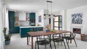 Dapur atau dapur kecil di Villa Casa Mostia with Private Pool