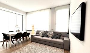 Posezení v ubytování BEST LOFT NEAR REAL MADRID STADIUM