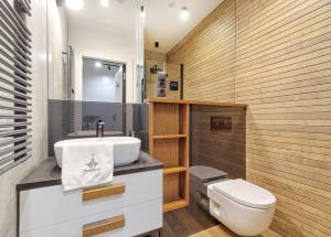 Kúpeľňa v ubytovaní Imperial Apartments - Cassino Royal