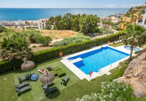 Bazén v ubytování Blue Suite 2389 Sea Views nebo v jeho okolí