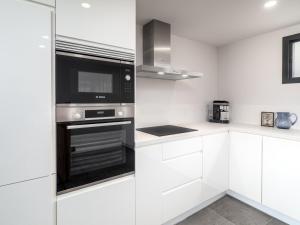 Kuchyň nebo kuchyňský kout v ubytování Blue Suite 2389 Sea Views