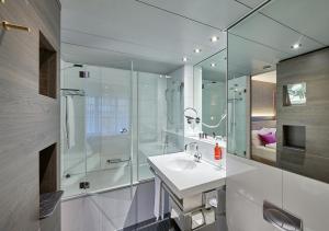 Baðherbergi á Boutique Hotel Seefeld