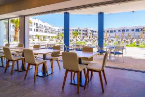 Restaurace v ubytování Hotel Cordial Marina Blanca