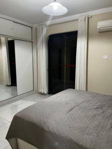Gallery image of Apartamento de 3 quartos amplos na praia Pitangueiras, Guaruja in Guarujá