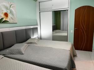 Gallery image of Apartamento de 3 quartos amplos na praia Pitangueiras, Guaruja in Guarujá