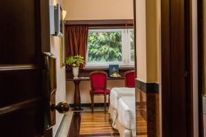 Posezení v ubytování Santa Barbara Hotel