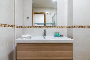 A bathroom at iloftmalaga Carretería - Puerta de Antequera Még 37 kép