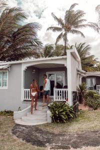 入住Astroea Beach Hotel的客人