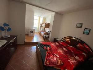 Postel nebo postele na pokoji v ubytování PineSide Rooms