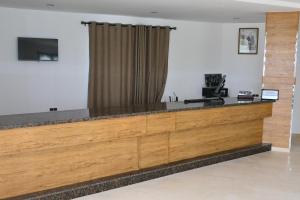 Μια τηλεόραση ή/και κέντρο ψυχαγωγίας στο Hôtel Corail de Cabo