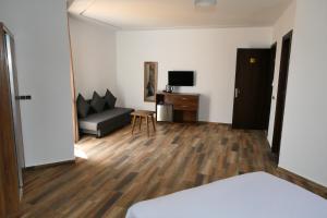 Μια τηλεόραση ή/και κέντρο ψυχαγωγίας στο Hôtel Corail de Cabo