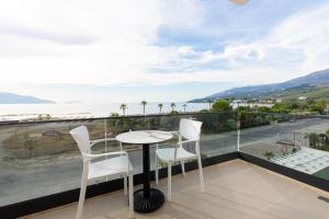 Gallery image of Curoj Luxury Apartments in Radhimë +27 photos