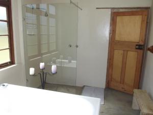 Koupelna v ubytování Karsrivier Cottage
