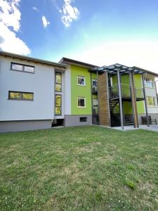 Budova, kde se apartmán nachází
