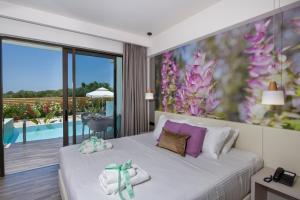 Bazén v ubytování Incognito Creta Luxury Suites and More nebo v jeho okolí
