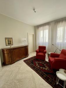 Posedenie v ubytovaní 4 Balconi House-Elegante dimora nel centro storico