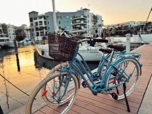 圣罗克La Maison Bateau Sotogrande的相册照片