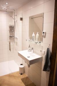 Koupelna v ubytování B&B de Olde Hilde