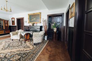 Posedenie v ubytovaní Villa JKC