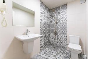 Bagno di Hotel Chatini Mestia