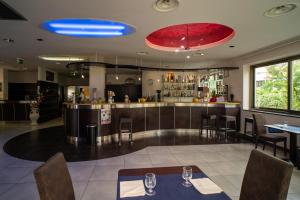 Hotel Insteia酒廊或酒吧区