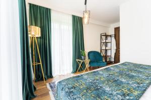 Letto o letti in una camera di Hotel Chatini Mestia