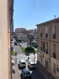 Fotografia z galérie ubytovania Appartement climatisé tout confort centre ville Sète v destinácii Sète + 3 fotografie