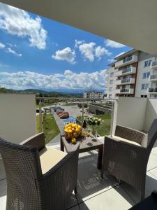 Balkón alebo terasa v ubytovaní Apartament Cobena