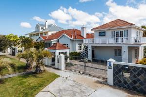 Gallery image of First Avenue Guesthouse in Port Elizabeth