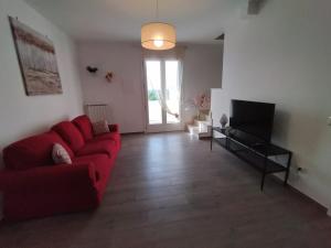 TV a/nebo společenská místnost v ubytování LA CASA DI SOPRA