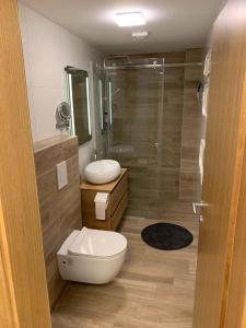 Apartmaji Prʼ nas的一间浴室