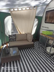 Posezení v ubytování Paradise Camp