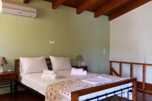 Giường trong phòng chung tại Katerina's house