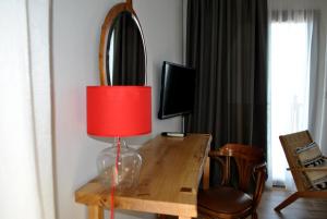 TV a/nebo společenská místnost v ubytování Eleni's Sea View Adults only