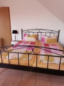 Postel nebo postele na pokoji v ubytování Apartment OG 2