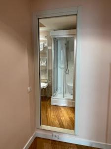 A bathroom at VIA DANTE APARTMENT