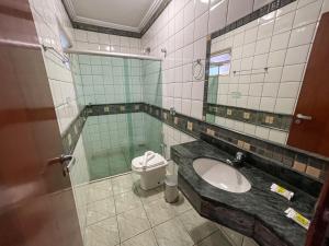 Kylpyhuone majoituspaikassa Canadá Hotel