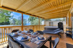 Balkón alebo terasa v ubytovaní MOBILE HOMES SELCE - ALPE JADRAN MOBIL - 631