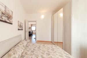A bed or beds in a room at Tramontana