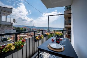 Fotografie z fotogalerie ubytování Spacious 2 Bedroom with Panoramic Bosphorus view v destinaci Istanbul