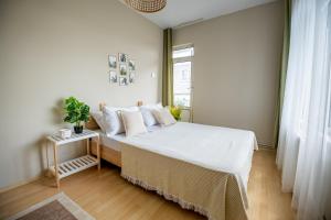 Postel nebo postele na pokoji v ubytování Spacious 2 Bedroom with Panoramic Bosphorus view