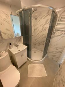 Kúpeľňa v ubytovaní Apartament nad jeziorem