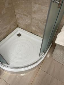 Ảnh trong thư viện ảnh của Deluxe Single Room Apartament ở Bragadiru