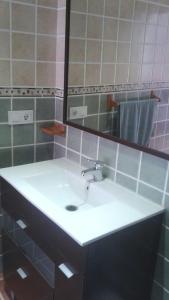 Koupelna v ubytování APARTAMENTO ANTONIA 1 + 2 fotografie