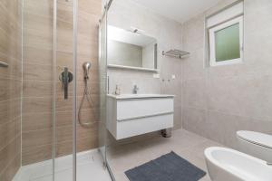 Ванная комната в Apartments Sucic 2 +37 фотографий