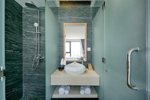 Phòng tắm tại Seashore Hotel & Apartment